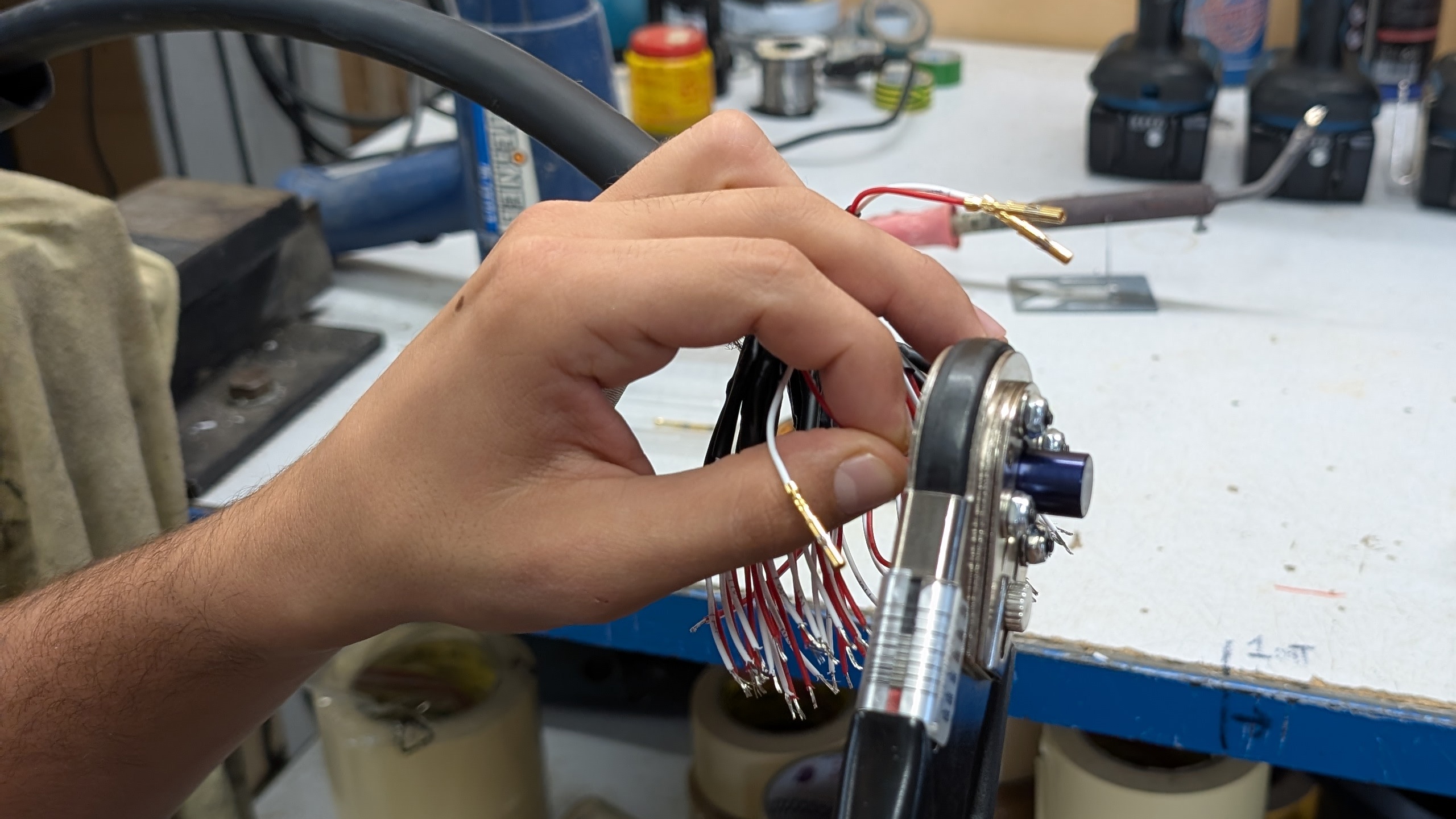 Cablaggio e posa cavi lettura temperatura calorimetro progetto MITICA